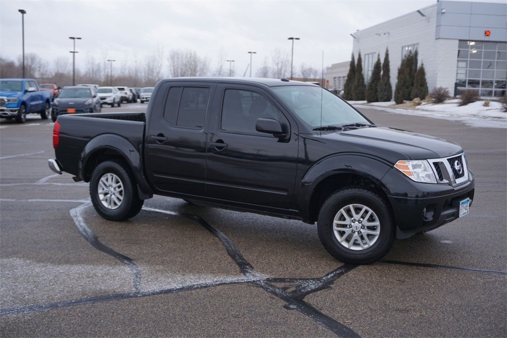 Used 2016 Nissan Frontier SV with VIN 1N6AD0EV9GN743151 for sale in Lakeville, Minnesota