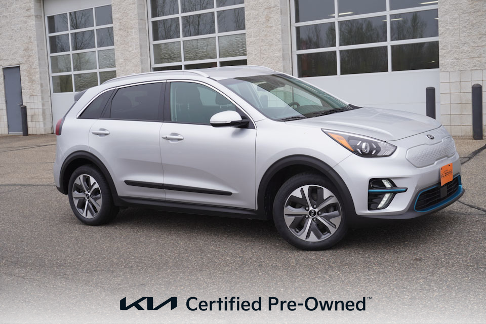 Certified 2020 Kia Niro EX with VIN KNDCC3LG4L5057615 for sale in Lakeville, MN